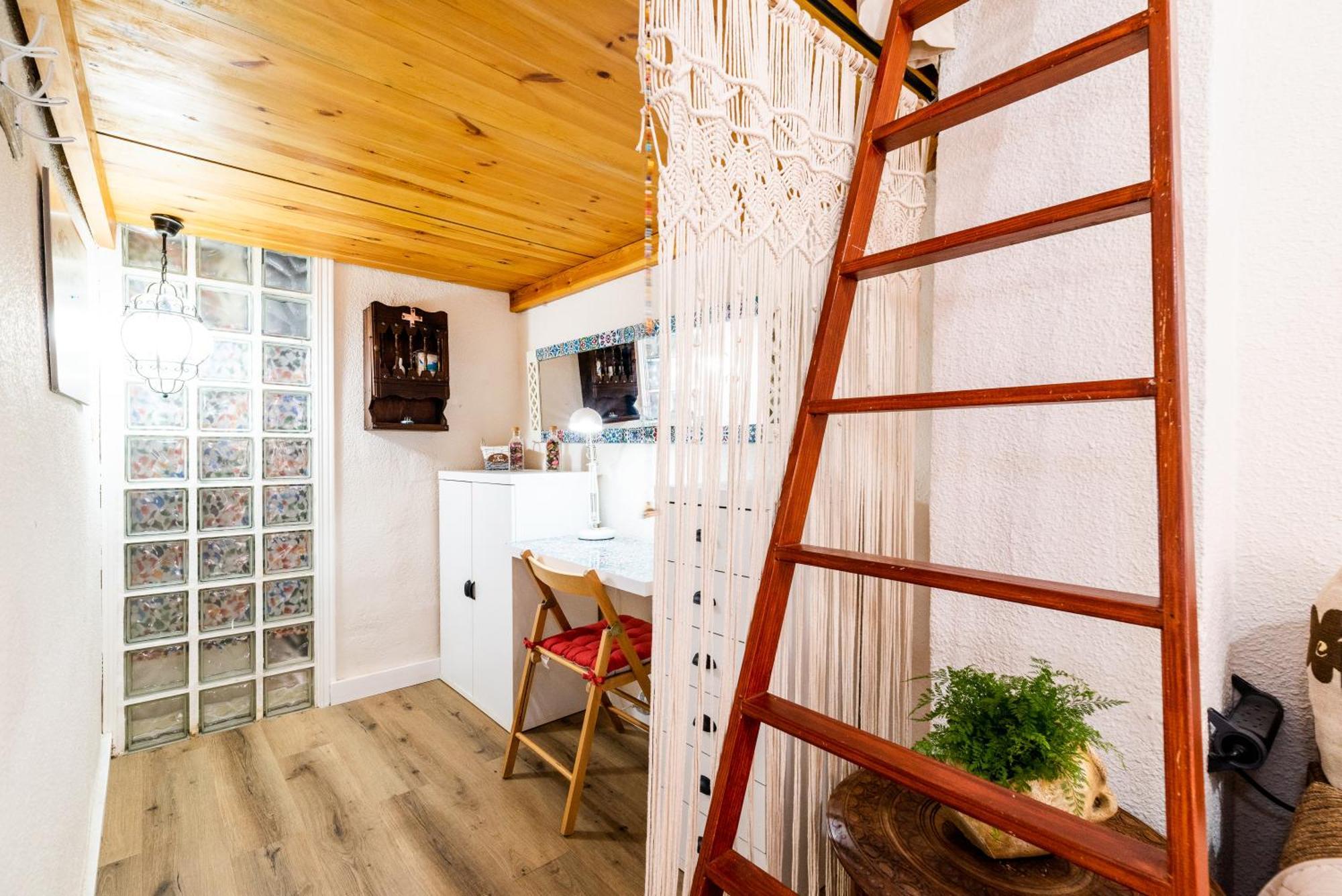 Apartamento Las Mil Y Una Noches Granada Luaran gambar
