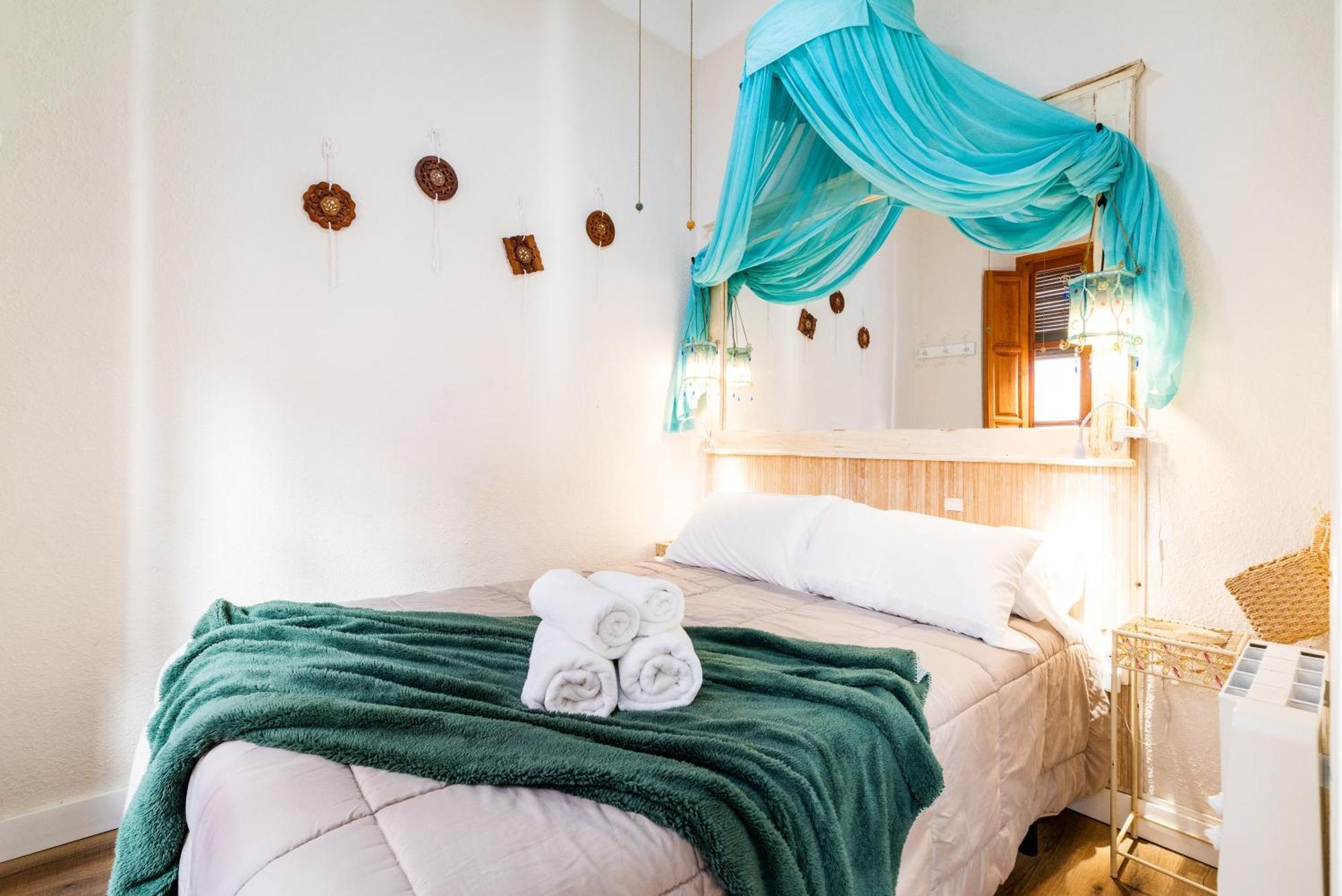 Apartamento Las Mil Y Una Noches Granada Luaran gambar