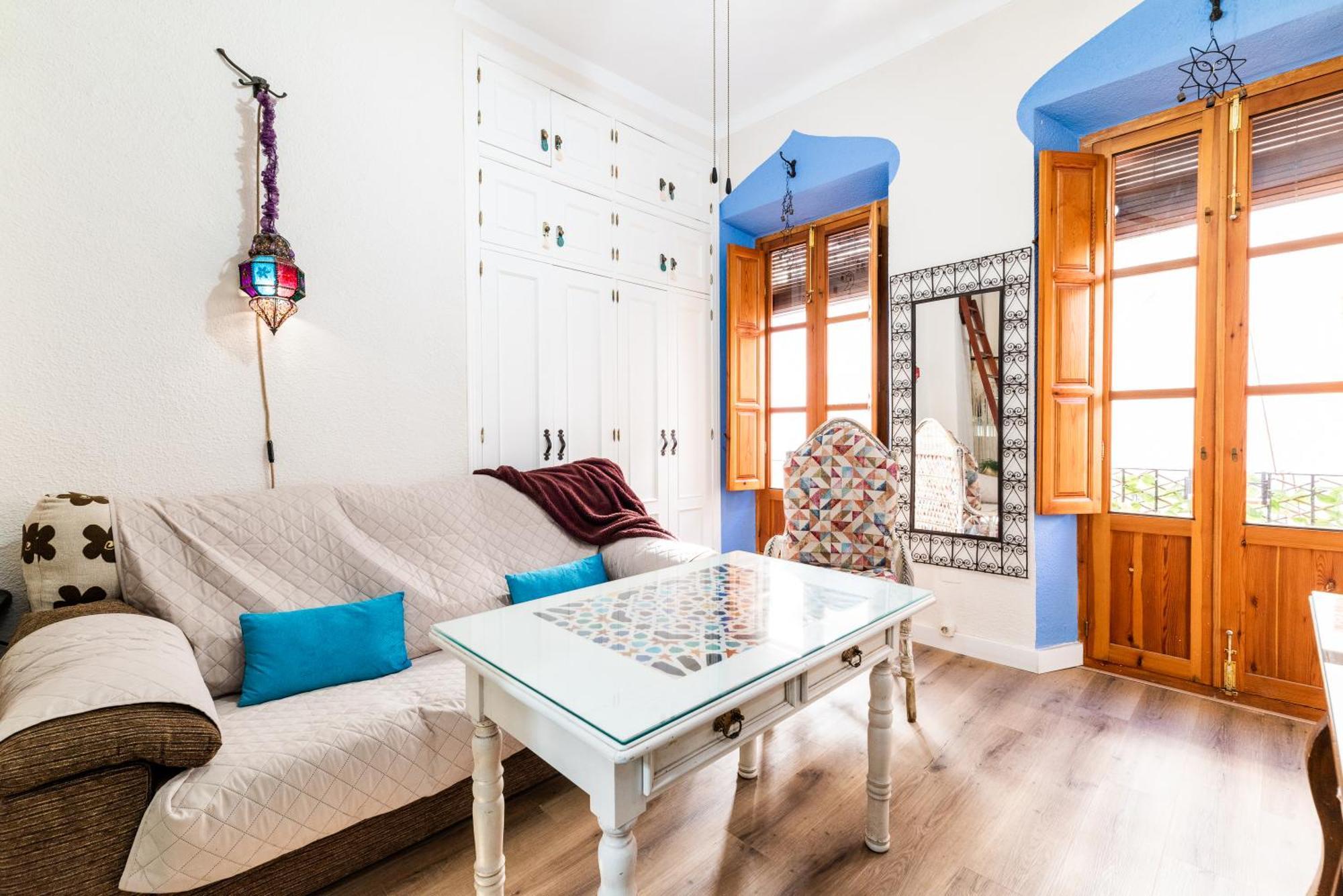 Apartamento Las Mil Y Una Noches Granada Luaran gambar