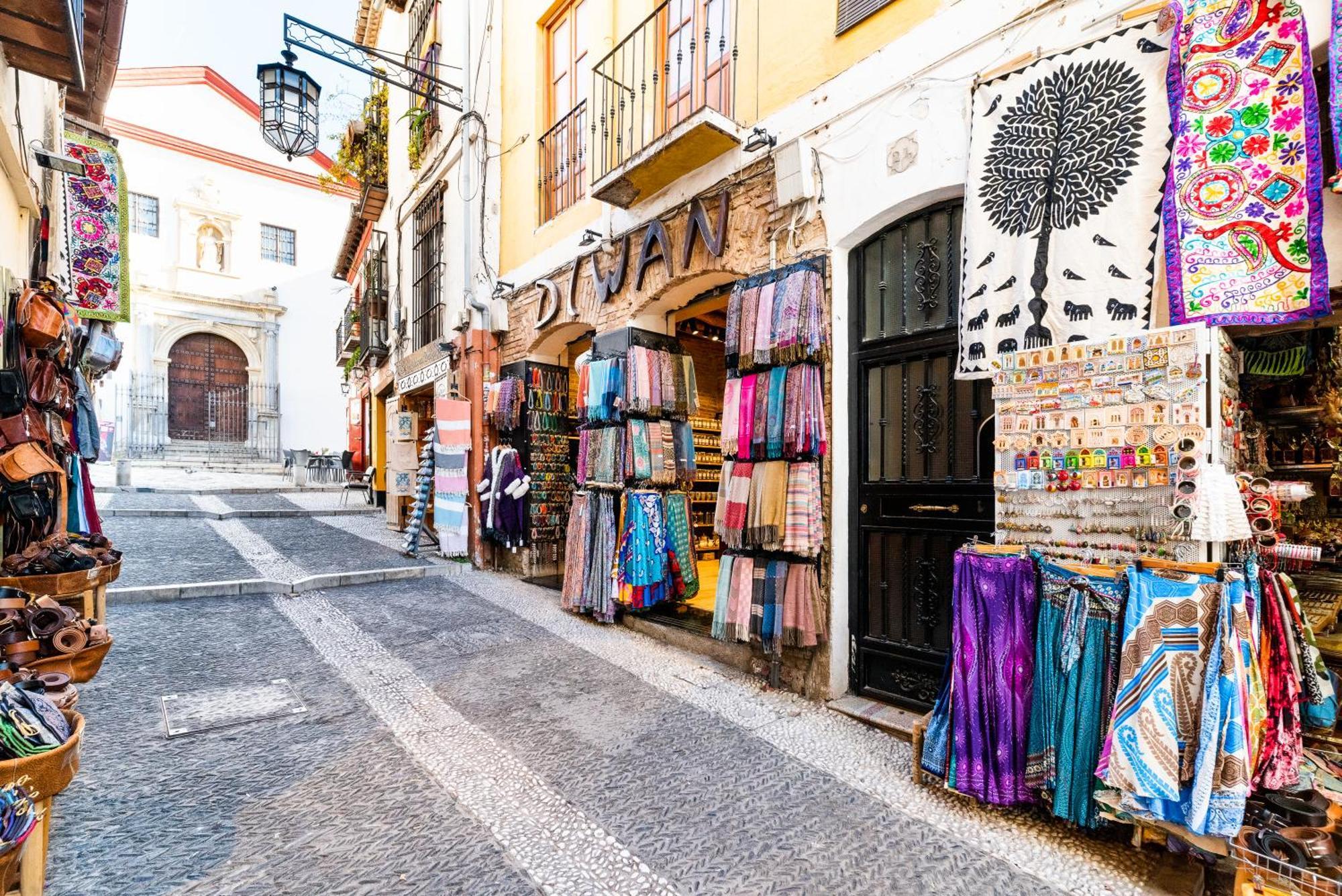 Apartamento Las Mil Y Una Noches Granada Luaran gambar