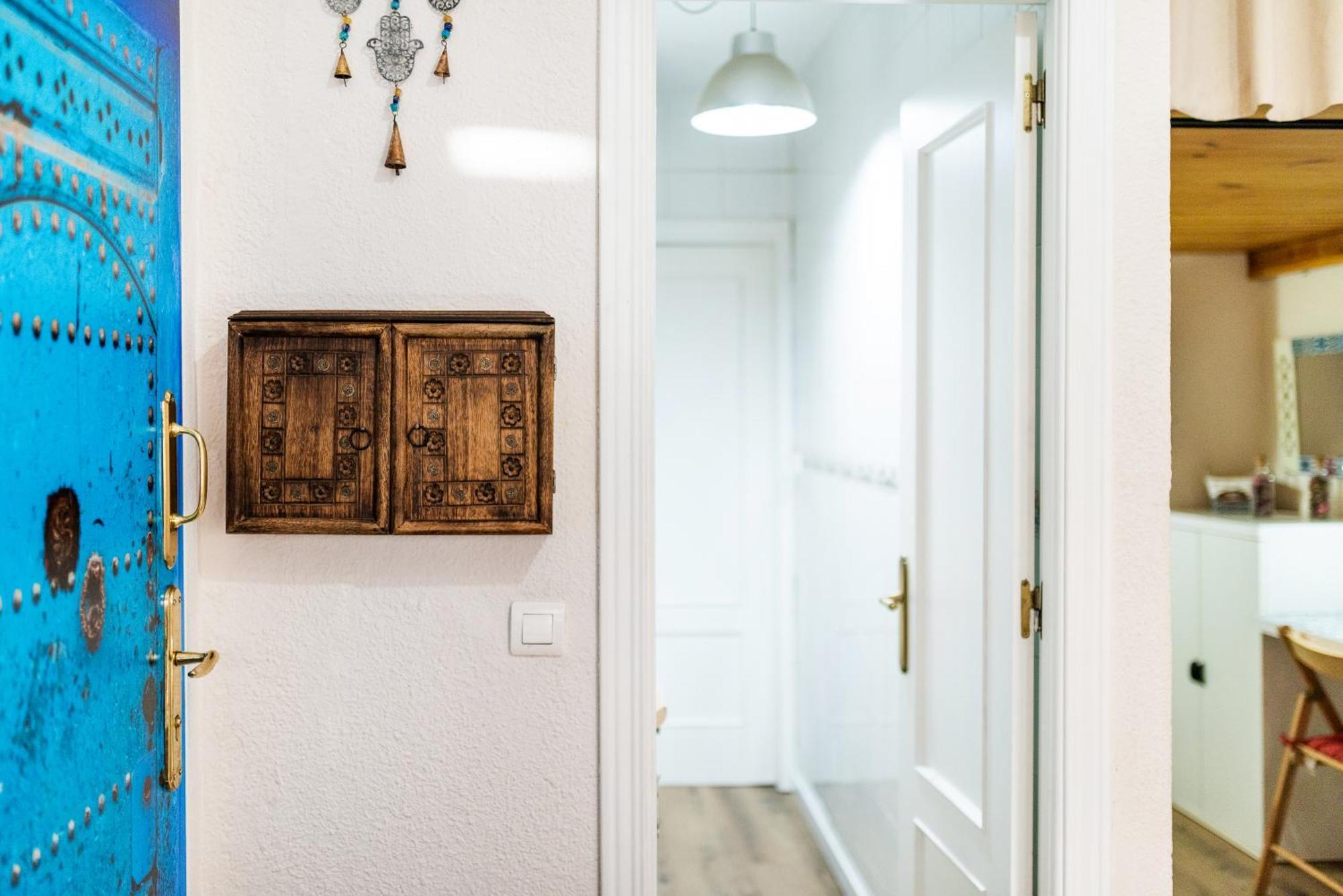Apartamento Las Mil Y Una Noches Granada Luaran gambar