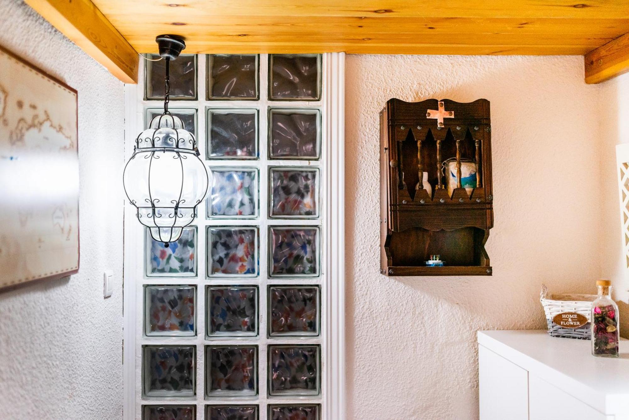Apartamento Las Mil Y Una Noches Granada Luaran gambar