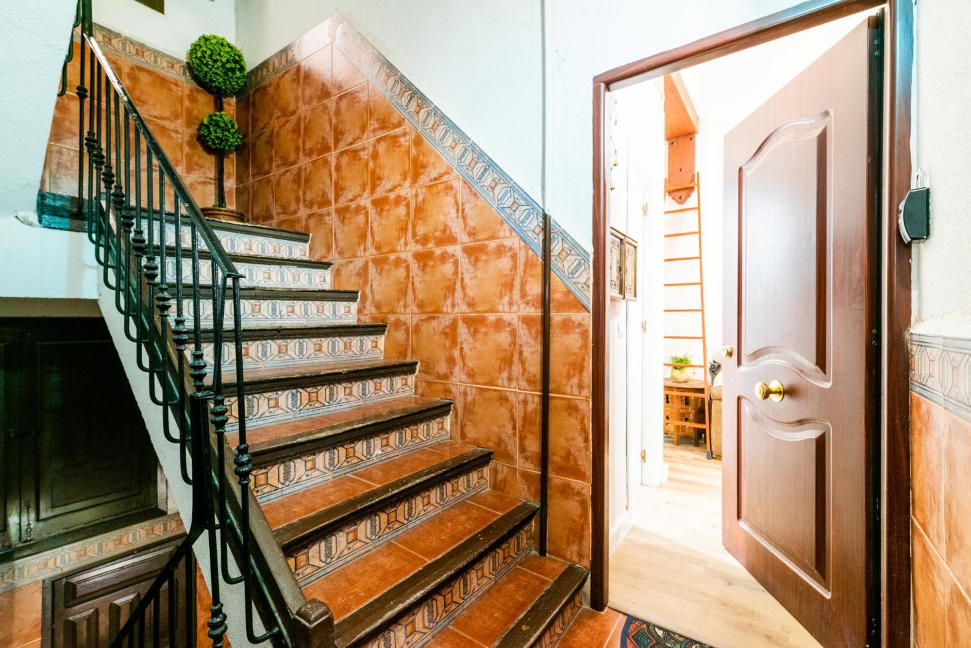 Apartamento Las Mil Y Una Noches Granada Luaran gambar